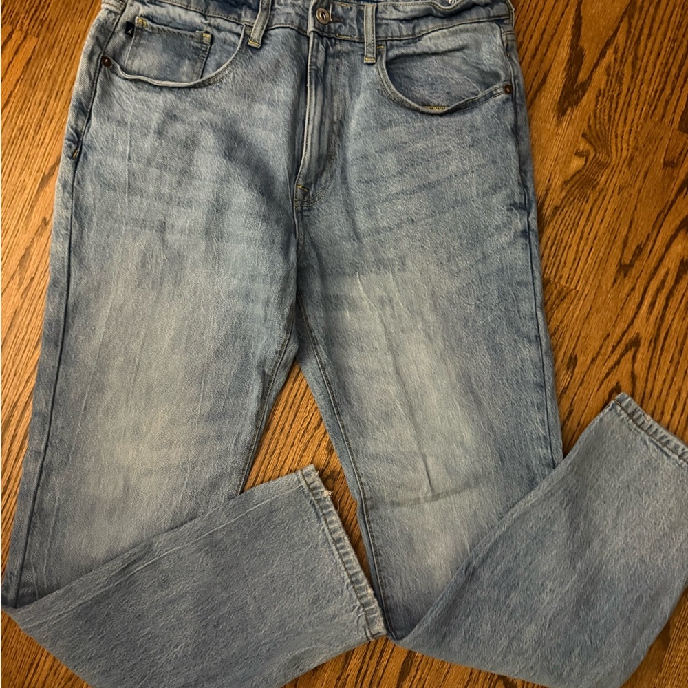 Nautica Men's Relaxed Fit Light Blue Jeans